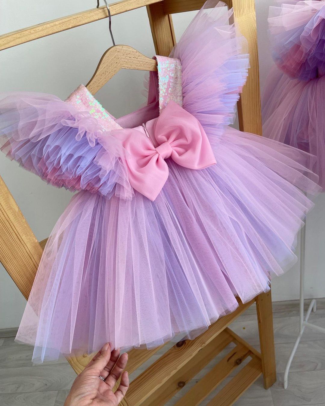 Butterfly dress in pink-lilac gradient