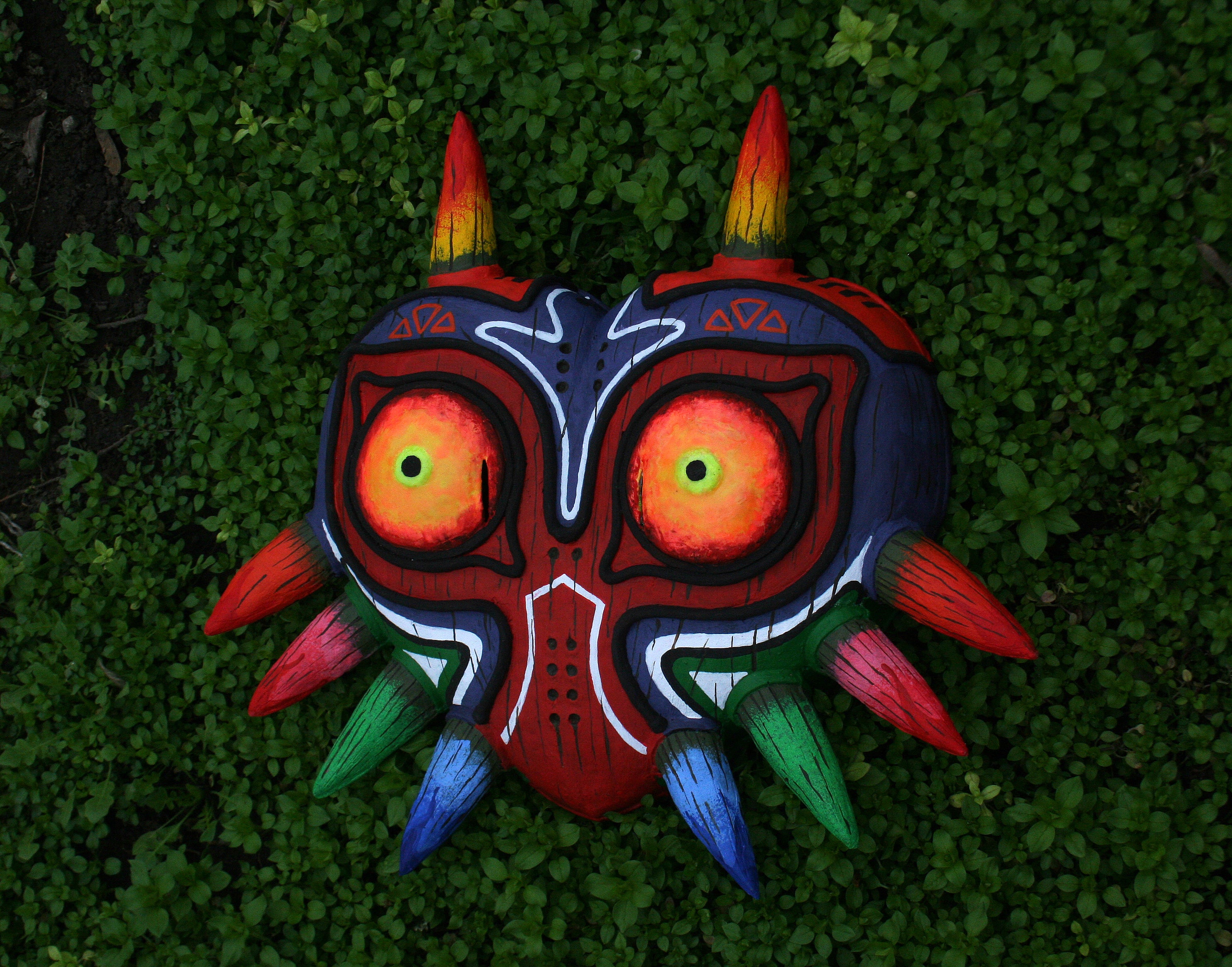 Wearable GLOWING eyes Majora’s Mask Legend of Zelda Halloween Christmas Birthday Present Gift