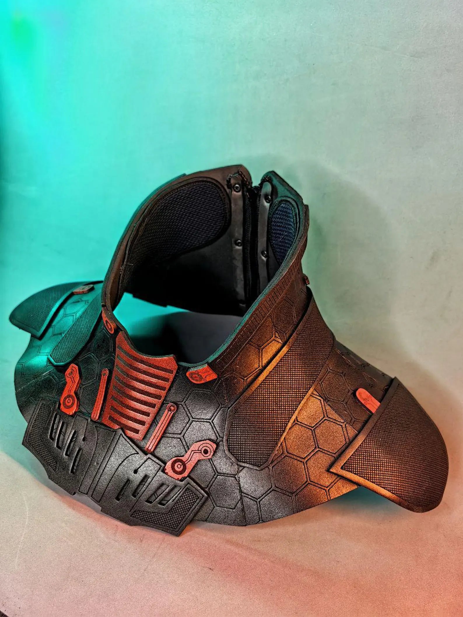 The neck for Red Hood