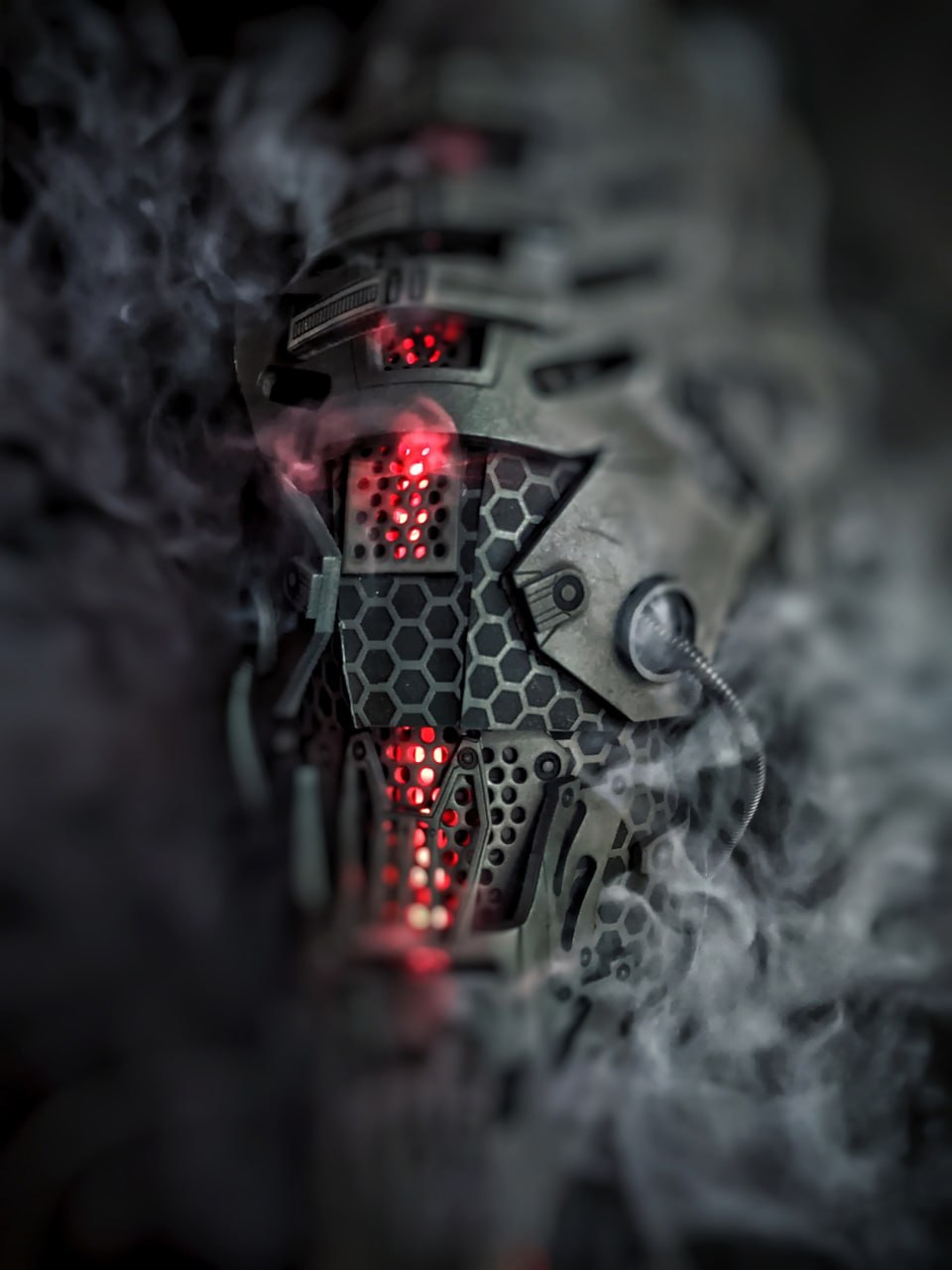 Cyberpunk Cosplay Arm Bracers – Wearable Futuristic Costume Arm Accessory