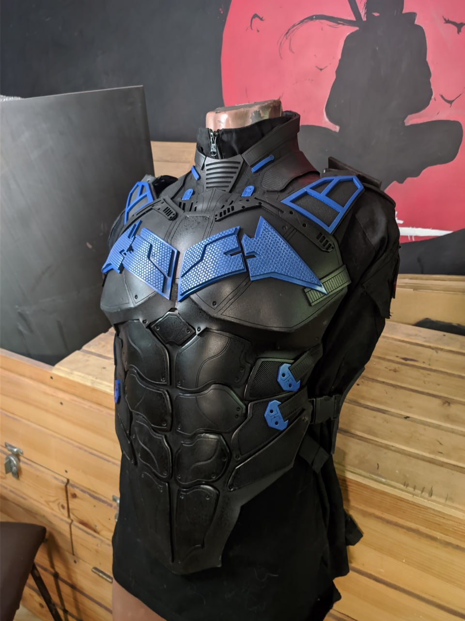 Nightwing chest armor for Cosplay 1.0