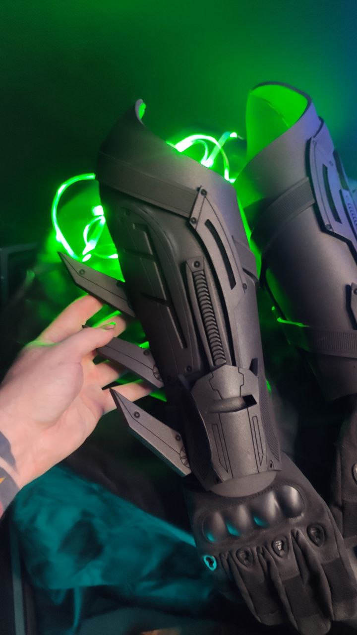 Cosplay Bracers with fins - EVA Foam Superhero