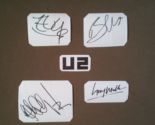 U2 autographs stickers vinyl Bono, The Edge, Adam Clayton,Larry Mullen Jr. Set 5