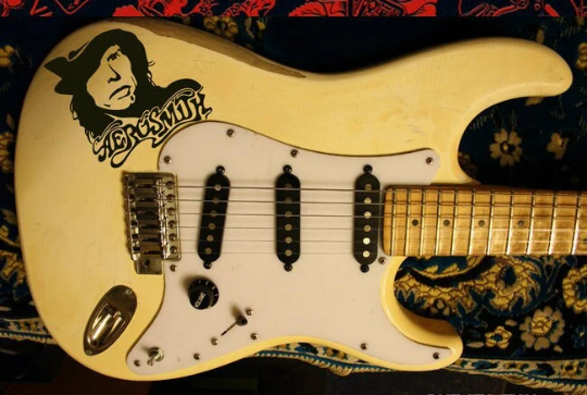 STEVEN TYLER Vinyl Portrait Stickers Guitar AEROSMITH Without Background | Kenesberem