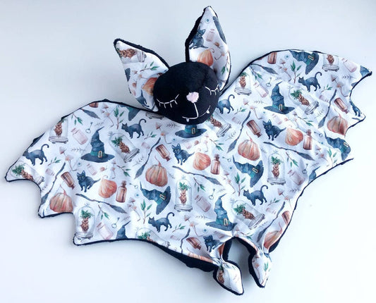 Personalised baby bat plush, personalized bat lovey security blanket, Halloween baby shower gift, stuff spooky, Halloween bat,Halloween gift