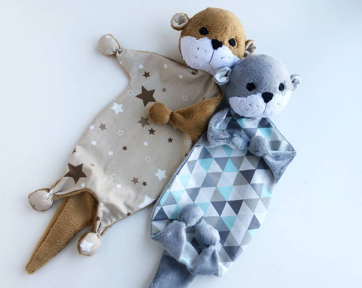 personalised otter lovey blanket, baby lovey, otter plush, welcome baby gift, pregnancy gift, mom to be gift, gift for new twins