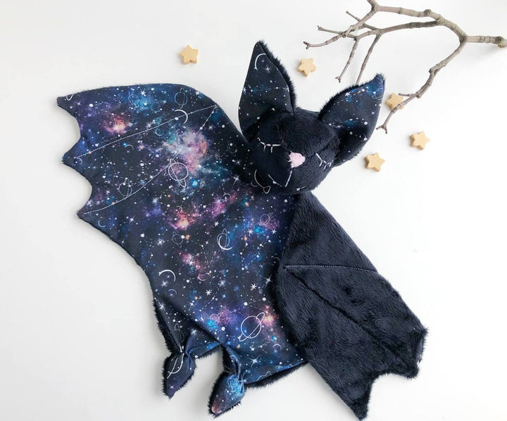 Personalised Bat lovey blanket, bat plush, Halloween baby shower gift, bat nursery decor, stuff bat for baby, security blanket, galaxy