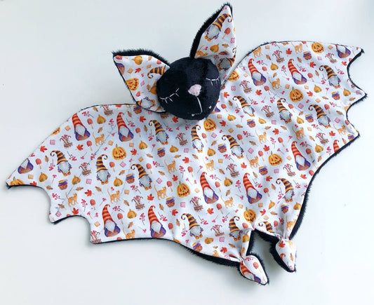 First Halloween baby shower gift, Halloween nursery decor, personalised Halloween bat plush, baby bat vampire security blanket