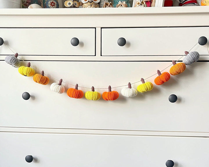 Pumpkin garland, Crochet pumpkins, Crochet garland, Farmhouse garland, Halloween crochet, Thanksgiving garland, Fall decor