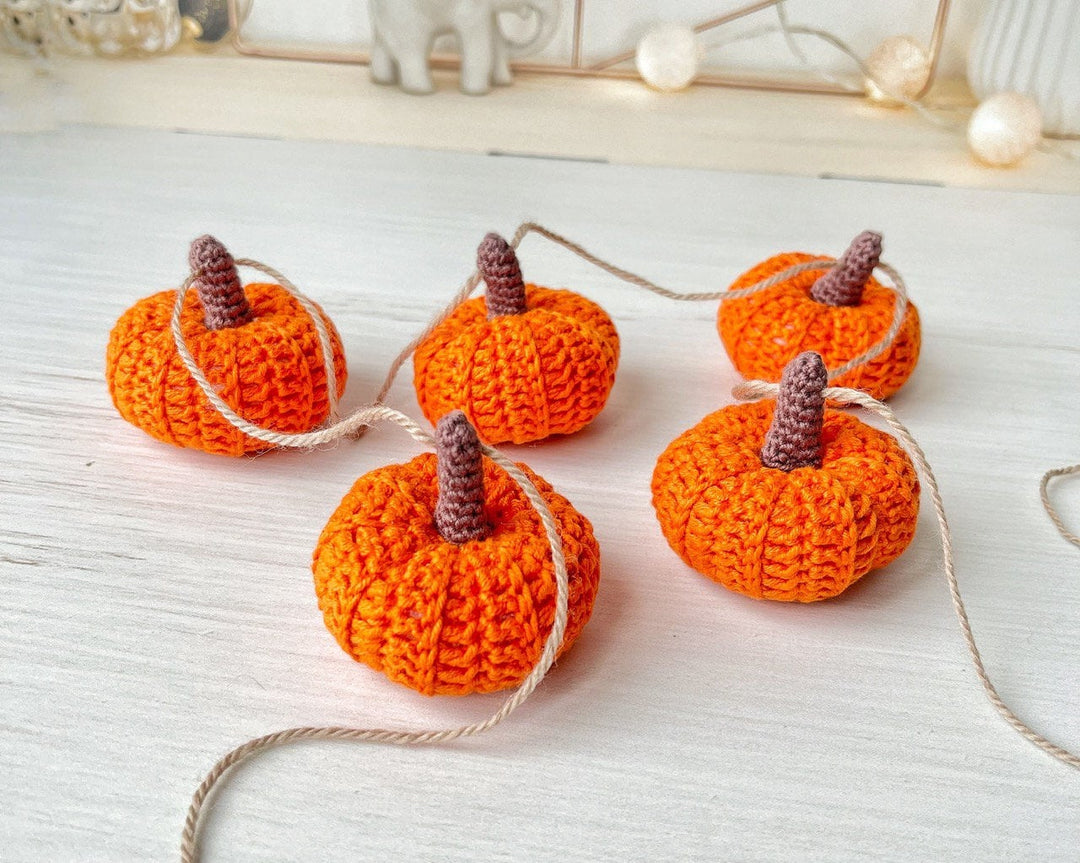 Pumpkin garland, Crochet pumpkins, Crochet garland, Farmhouse garland, Halloween crochet, Thanksgiving garland, Fall decor